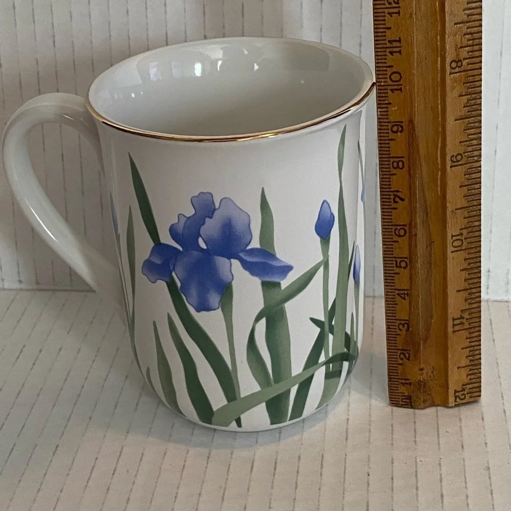 VTG Otagiri Japan ceramic Mug grey cat floral iris gold rim 10 ozs - Picture 5 of 8